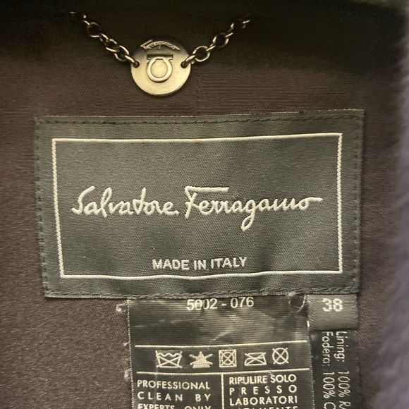 Ferragamo fur coat - Picture 5 of 8